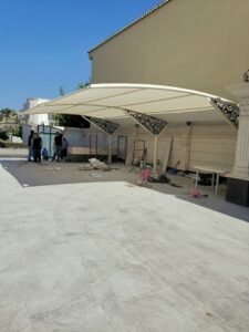 مظلات مواقف